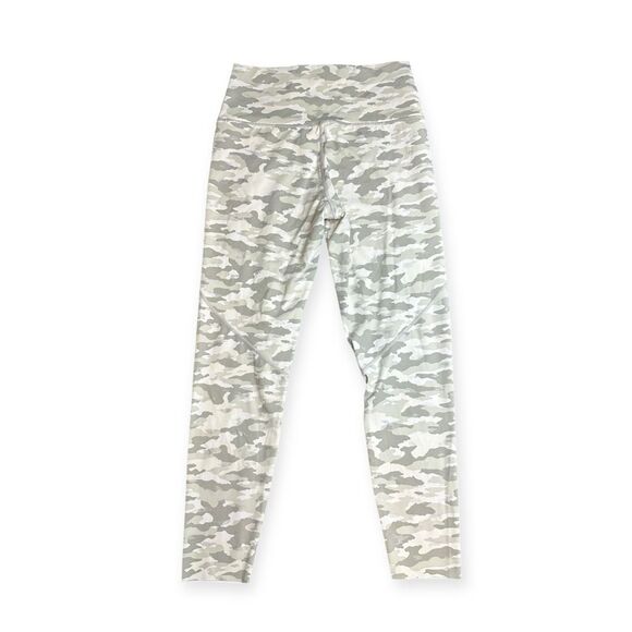 AERIE Women’s Gray Camo Chill. Play. Move. High Waisted Pocket Legging Size Larg - Picture 3 of 6
